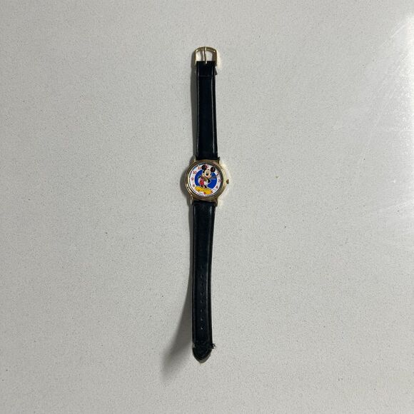 Vintage Disney Mickey Mouse Lorus Quartz Watch